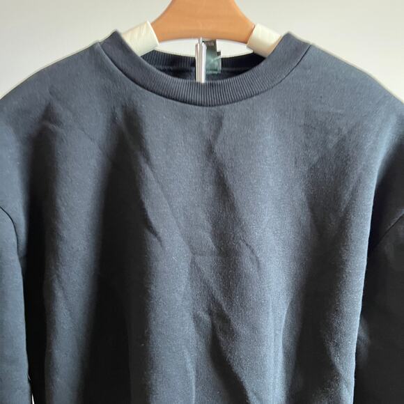 Wild Fable Women's Black Long Sleeve Crewneck Sweatshirt - Size Medium - NWT - Picture 3 of 8